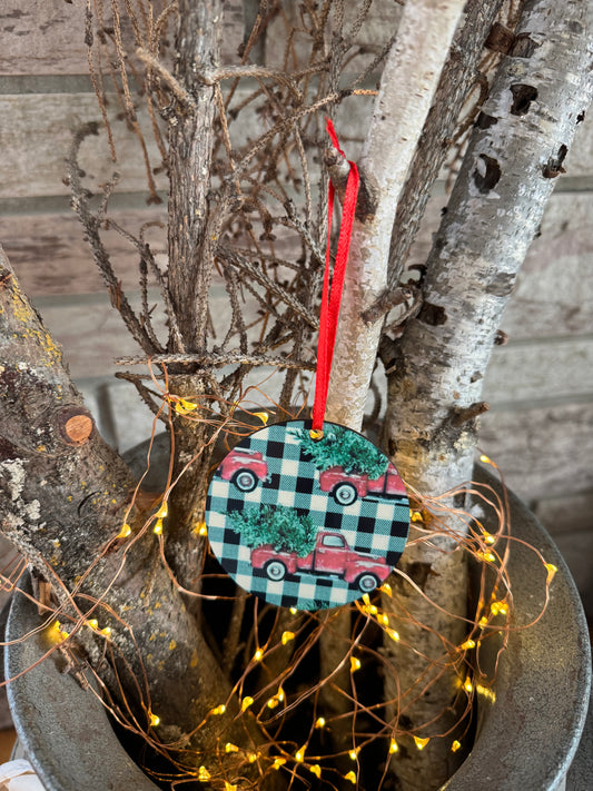 Vintage Red Truck Christmas Ornament 🎄🚚