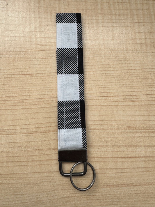 Wristlet Keychain – Everyday Grab & Go Essential 🔑✨